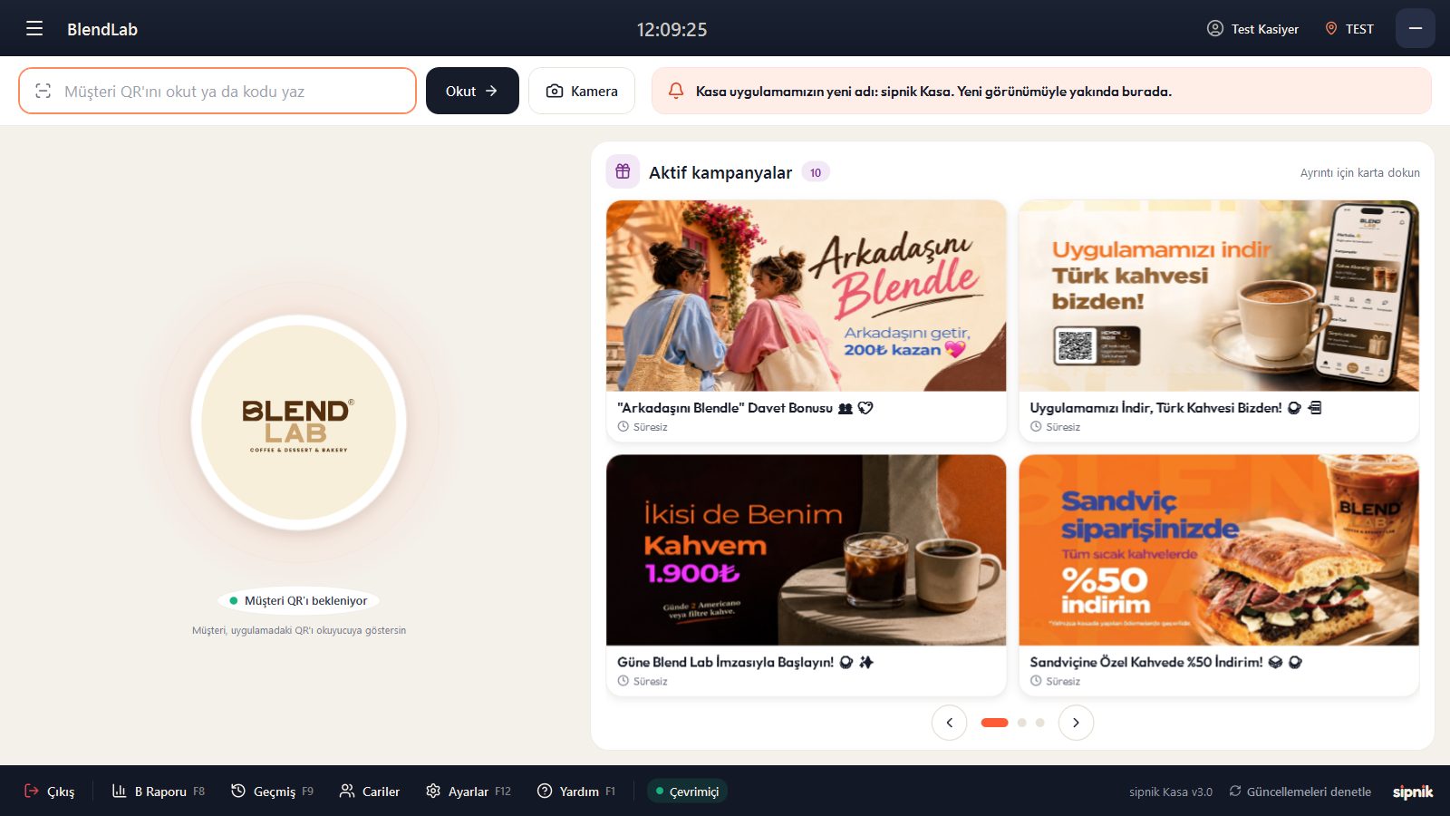 Bekleme ekranı: işletme logosu, Müşteri QR'ı bekleniyor yazısı ve aktif kampanya kartları